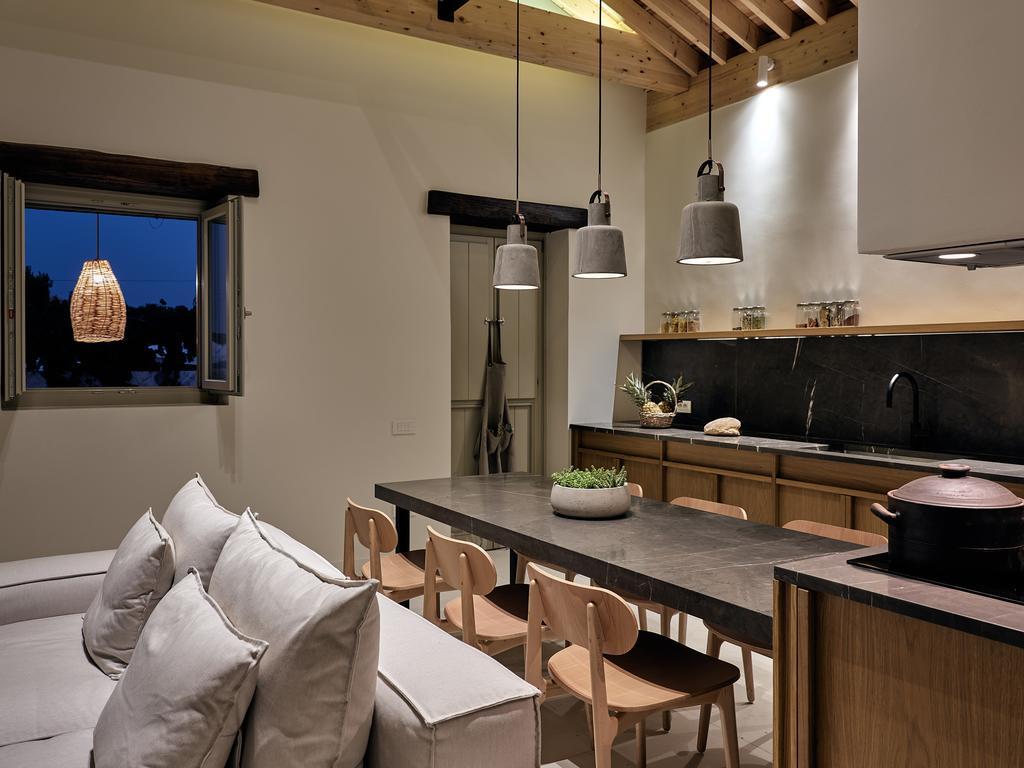 Niova Villa - Seafront, Private Pool And Ionian Sea Views, By Zantewize Alykes  Luaran gambar
