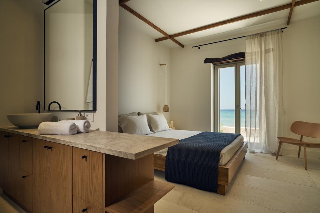 Niova Villa - Seafront, Private Pool And Ionian Sea Views, By Zantewize Alykes  Luaran gambar