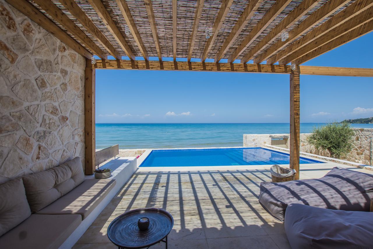 Niova Villa - Seafront, Private Pool And Ionian Sea Views, By Zantewize Alykes  Luaran gambar